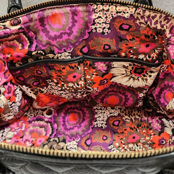 VERA BRADLEY Concealed Carry Black Quilted Floral Lined Shoulder Handbag Purse - Picture 7 of 11